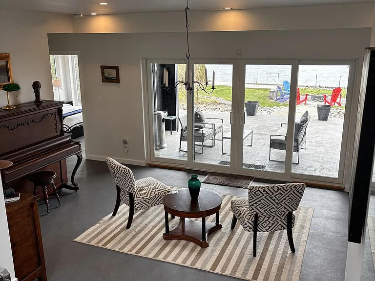 621 Barcovan Beach Rd — Photo 18