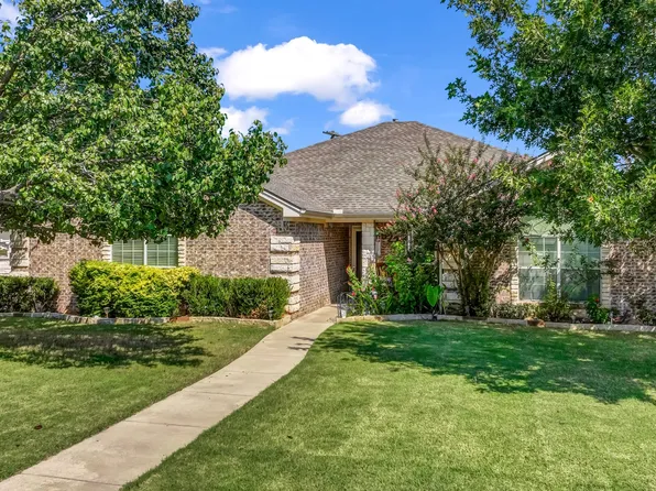 522 Crow Ave, Weatherford, TX 76085