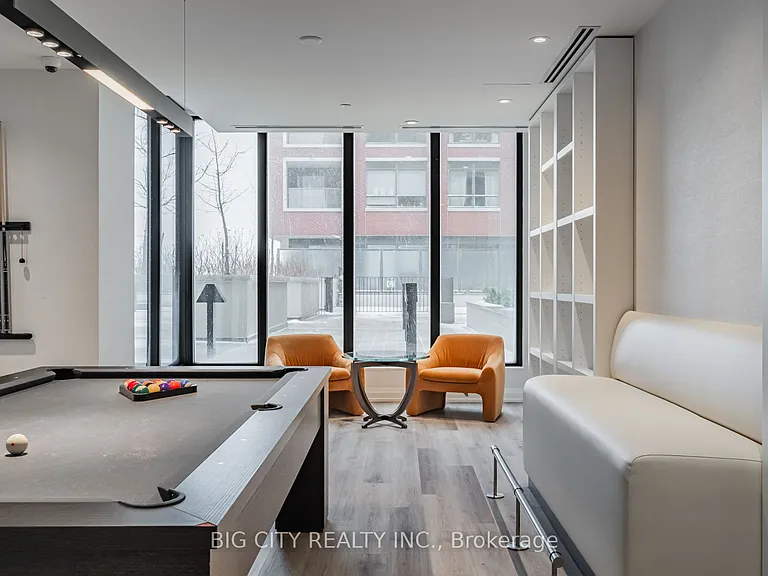 36 Brentcliffe Rd #201 — Photo 34