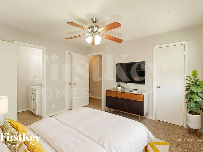 9807 Drury Ave — Photo 10