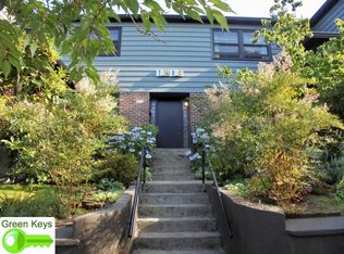 2406 NW Overton St APT 5, Portland, OR 97210