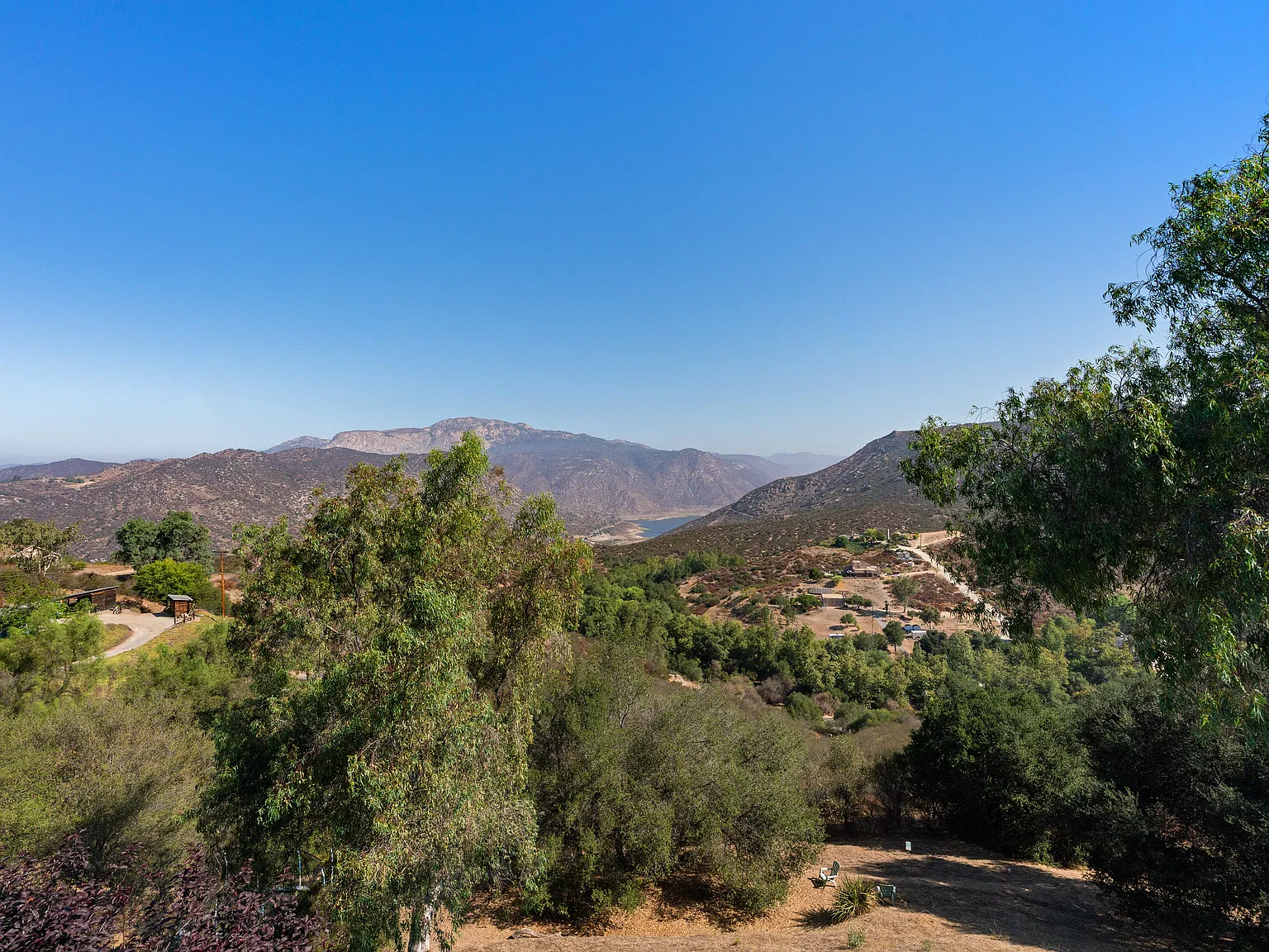 Peutz Valley Rd, Alpine — Photo 3