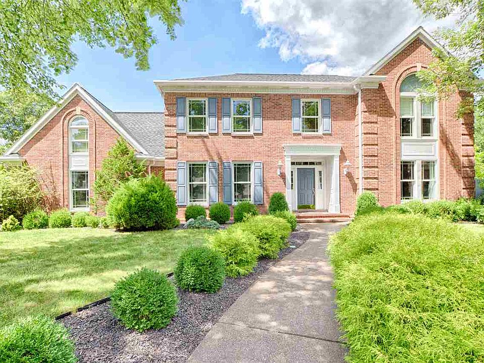 1st image of 7600 White Oak Ct