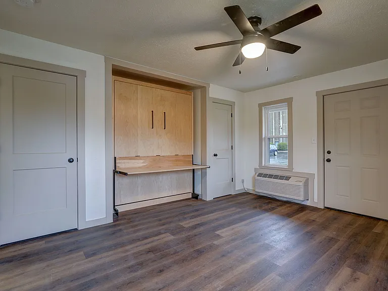 745 S Jefferson Ave #1 — Photo 4