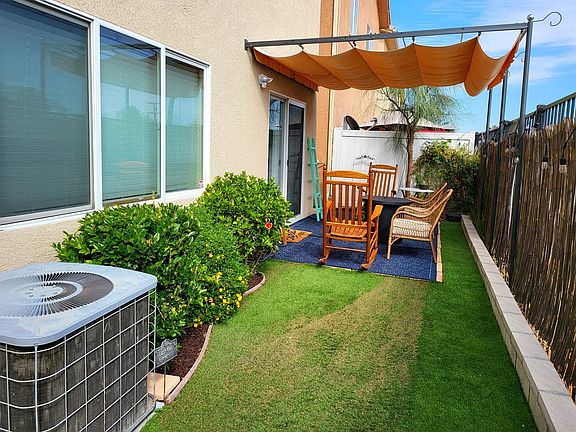 5th image of 20300 Vanowen St APT 30