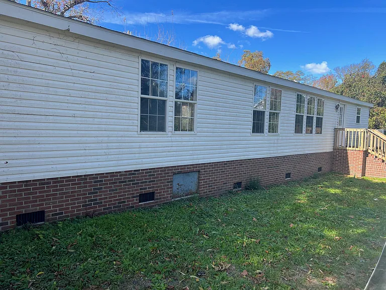 1008 Green St — Photo 2
