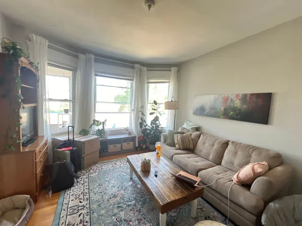 182-184 Foster Street, 182-184 Foster St Floor 2, New Haven, CT 06511