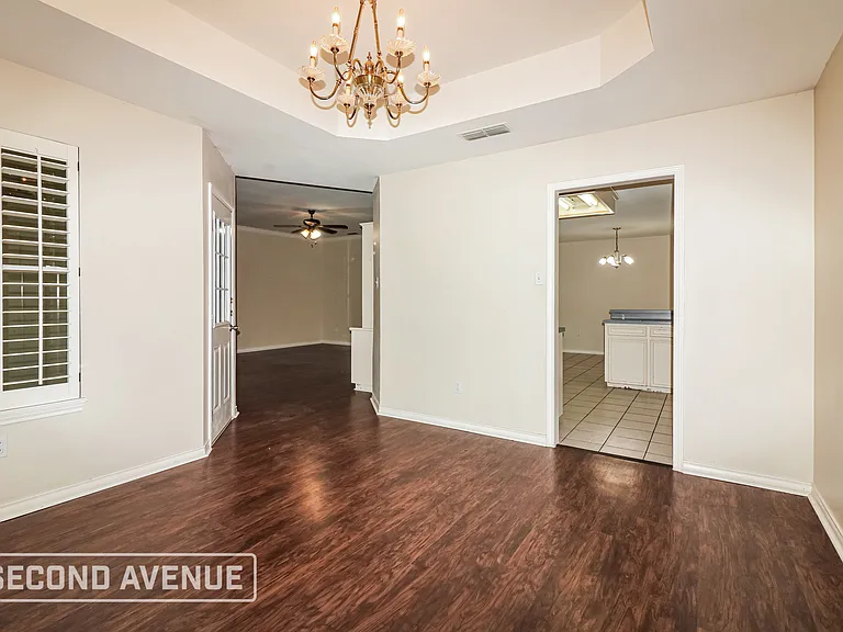 5105 Lethaby Dr — Photo 8