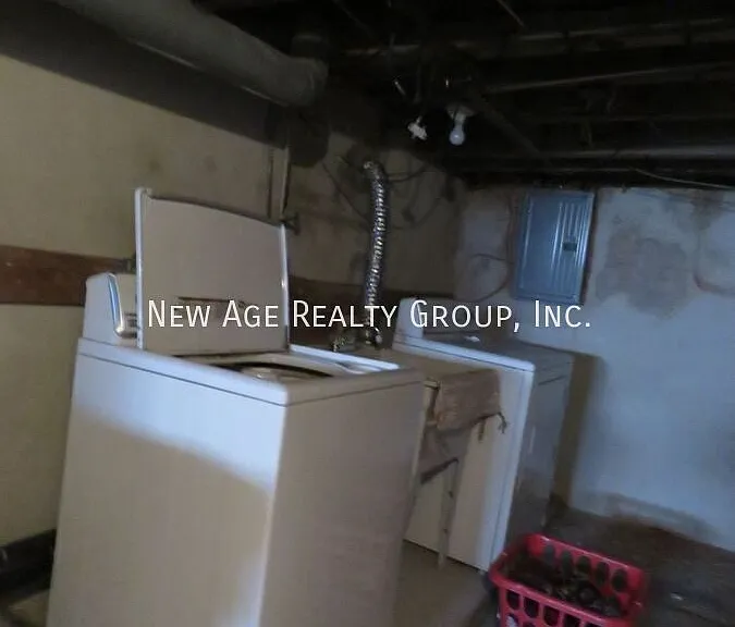 1853 S Taylor St — Photo 6