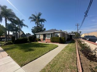 113-115 W Rosslynn Ave, Fullerton, CA 92832