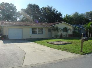 9815 110th Ln, Seminole, FL 33772