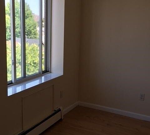 5th image of 8215 Queens Blvd APT 6B
