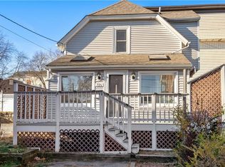 726 N Main St, Woonsocket, RI 02895