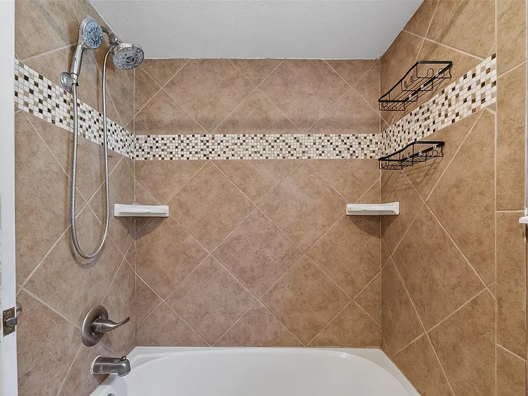 12114 Ryewater Dr — Photo 12