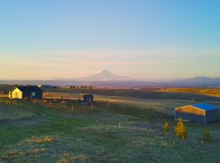 34 Appaloosa Ct, Centerville, WA 98613