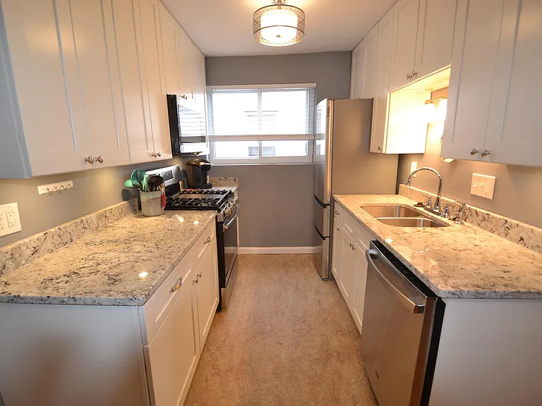 6535 Iris Ave #4 — Photo 6