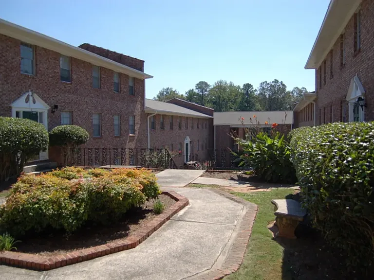 Windsor Hall — Photo 1