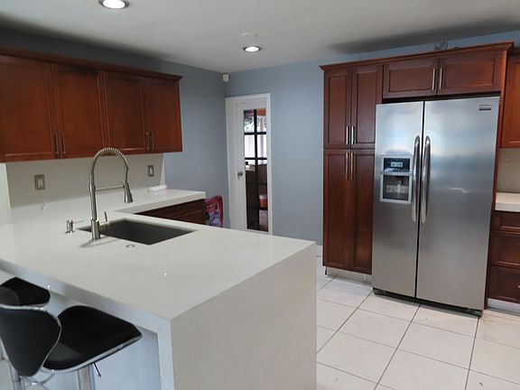 4th image of 3956 MELALEUCA Lane