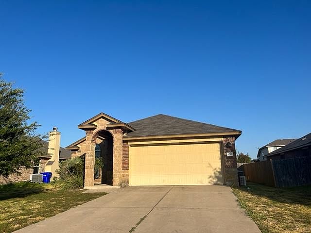 1st image of 6517 Sendero Ln