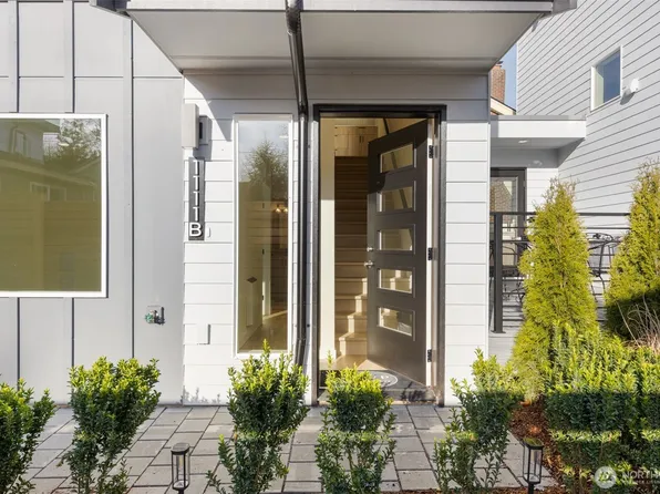 1111 B 26th Avenue, Seattle, WA 98122