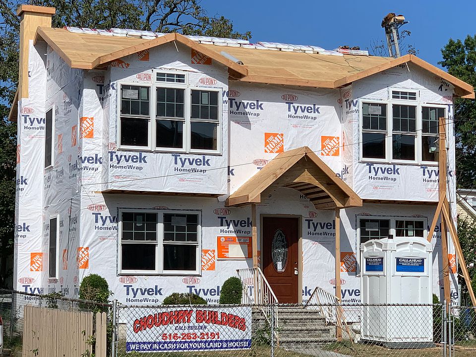 2nd image of 236 Belmont Blvd