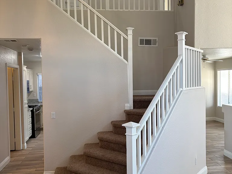 2466 Avenida Cortes — Photo 2