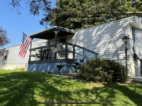 912 Ivy Ln, Ephrata, PA 17522