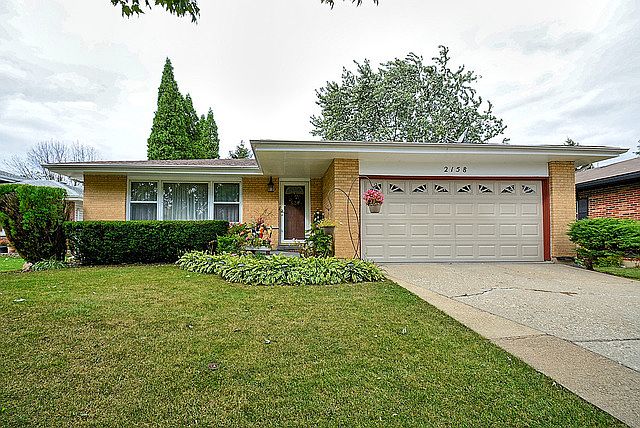 1st image of 2158 N Westmoreland Dr