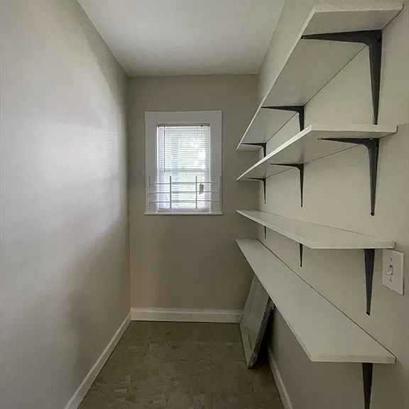 100 Lonsdale St #2 — Photo 5