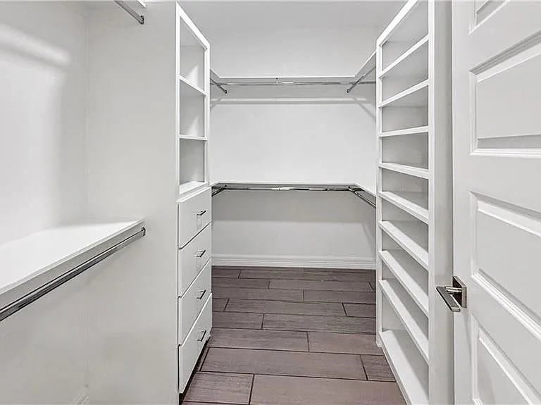 5106 Sebastian Dr — Photo 23