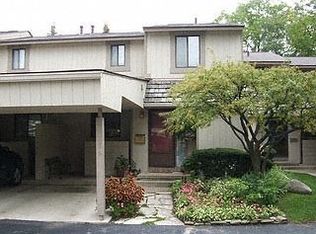 1535 Charter Oak Dr APT 1, Rochester Hills, MI 48309