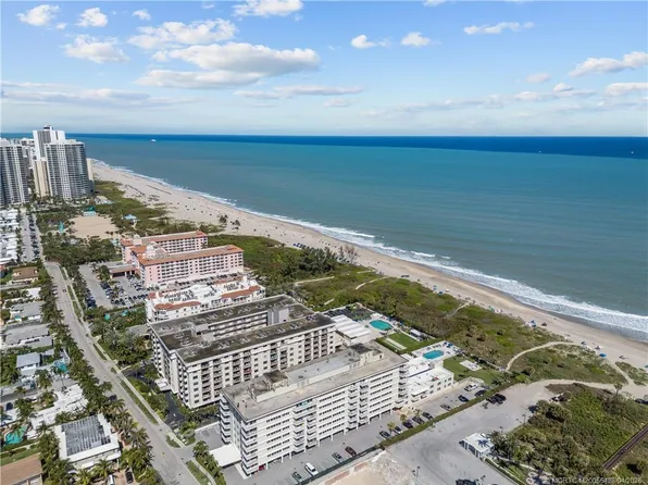 125 Ocean Ave APT 506, Palm Beach Shores, FL 33404