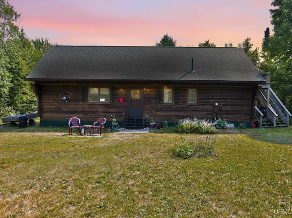1991 Ski Hill Rd, Little Lake, MI 49833