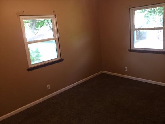 5th image of 5127 Edgewood Ave N APT 3