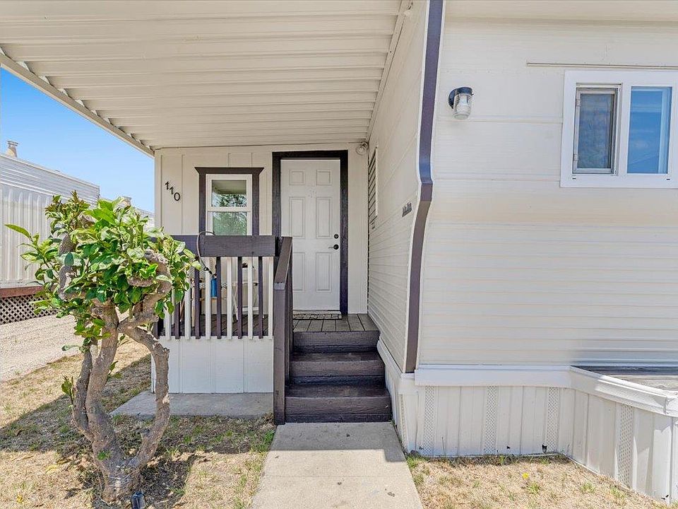 1st image of 890 38th Ave #110