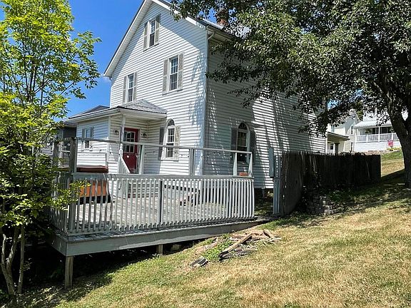 5th image of 1706 Crawford Ave