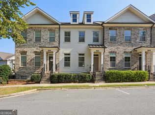 3899 Glenview Club Ln, Duluth, GA 30097