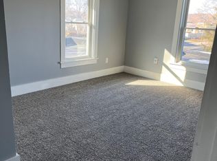 430 2nd Ave W #3, Milan, IL 61264