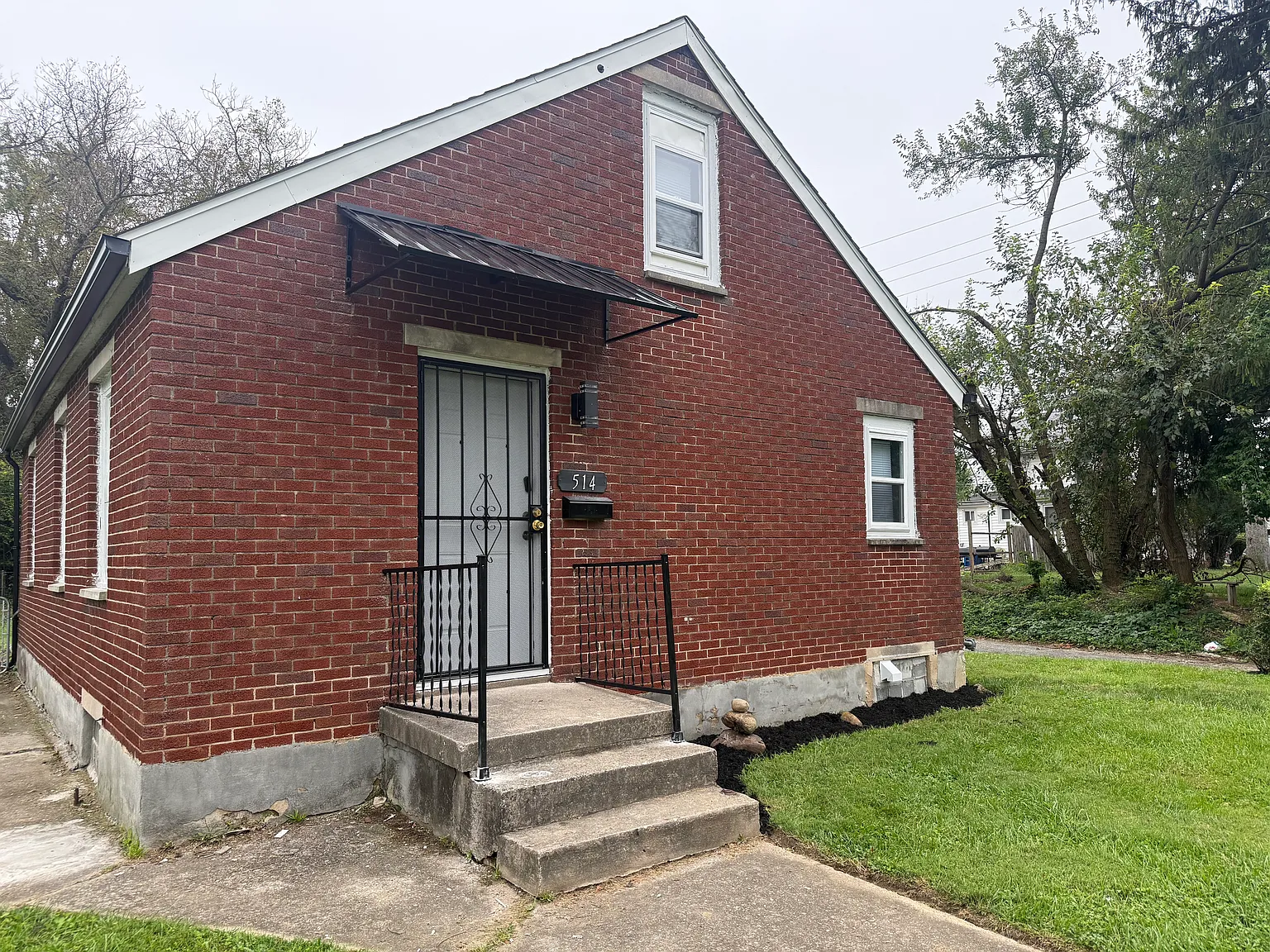 3 bed, 1085 sqft, $1,000 — Photo 3