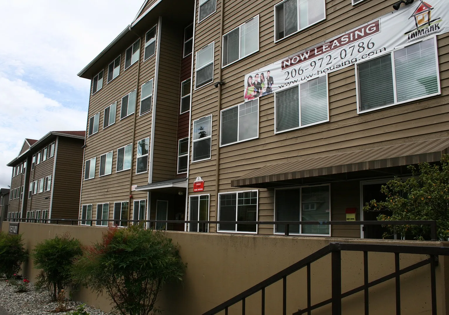 Westwood Apartments — Photo 2
