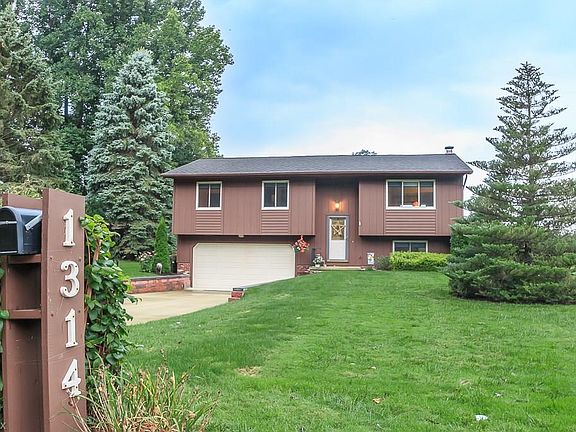 2nd image of 1314 Erieview Dr