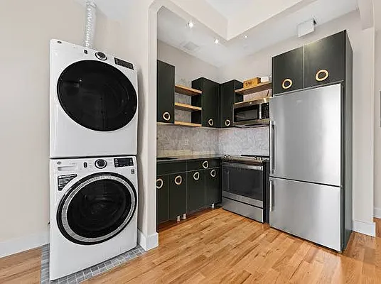 Rented by Doorway NYC, LLC | media 1