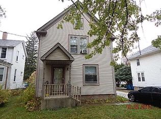 1440 Main St, Crete, IL 60417