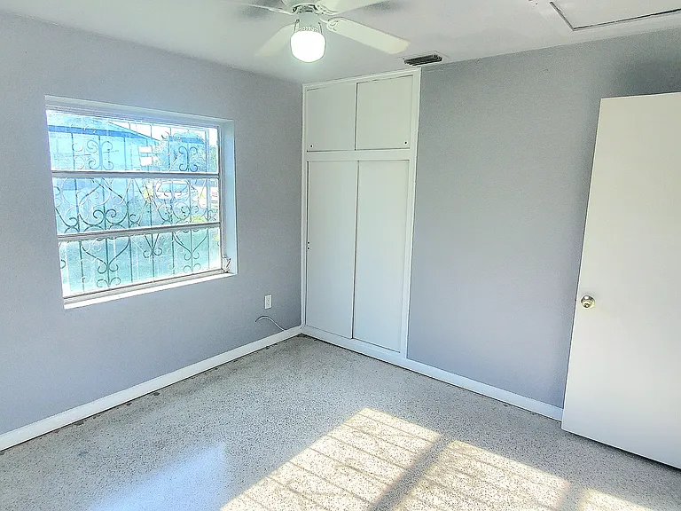 3306 Avenue Q — Photo 19