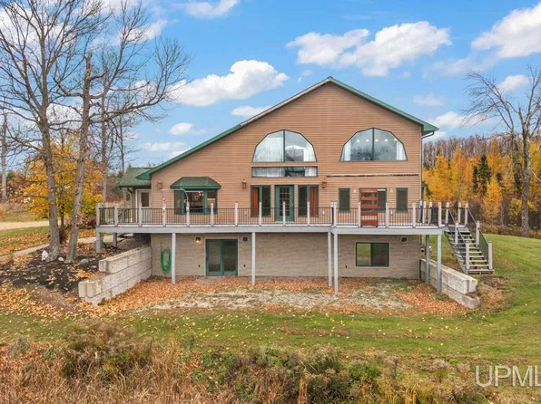 N19540 Vega Rd, Hermansville, MI 49847