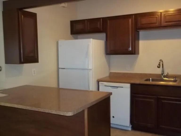 1011 Olivia Ave — Photo 6