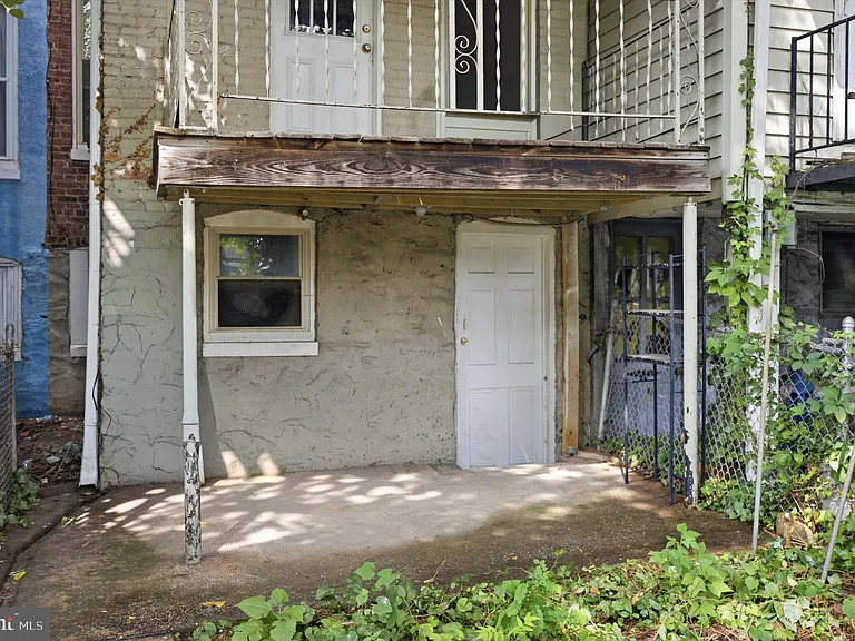 3146 Remington Ave #1 — Photo 2