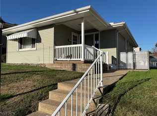 439 W 45th St, Shadyside, OH 43947
