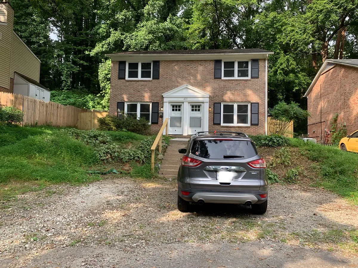 Building Photo - Valley Road Ext