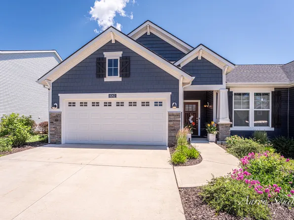 8262 Autumn Acres Dr, Rockford, MI 49341